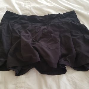 Lulu lemon black skirt size 12